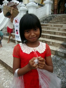Burmese girl outside of Shewedagon Paya